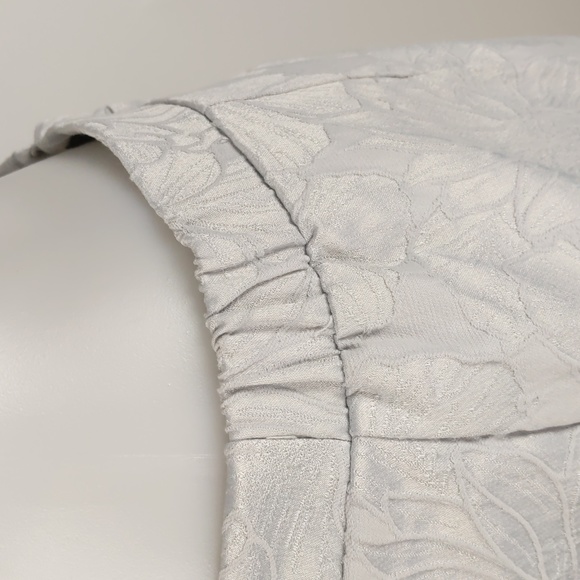 Liz Jordan Women's Skirt Size 12 Silver Embroidered Floral Pencil Lined Zip NEW - Picture 6 of 15